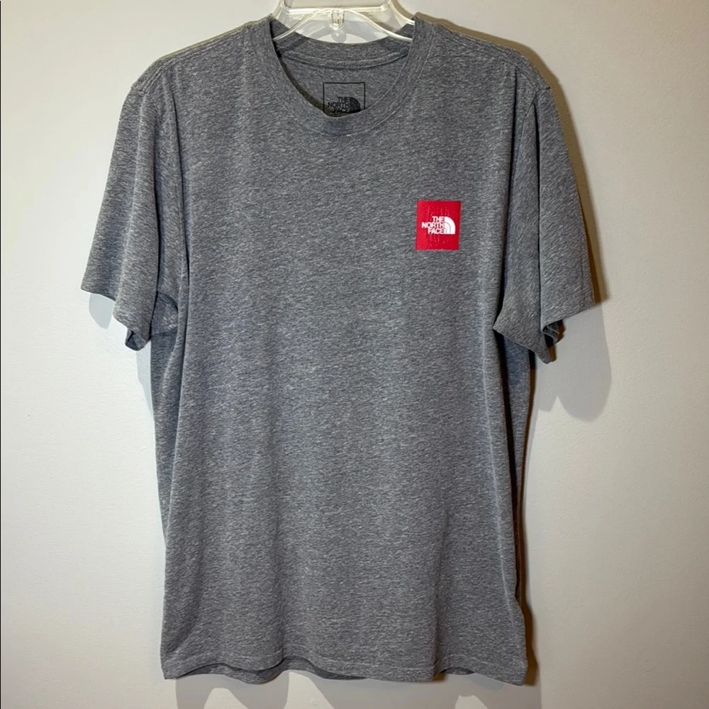 The North Face Redbox Logo Heathered Gray Short Sleeve T-Shirt Men’s Medium